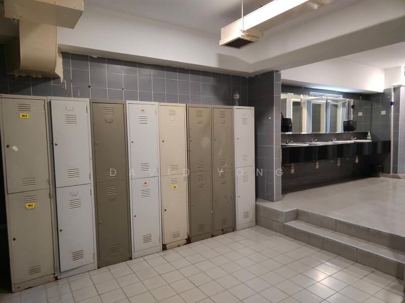 Pristine sauna and secure lockers