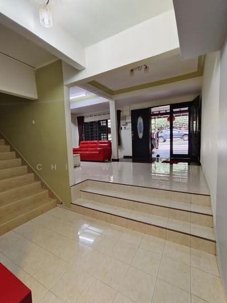 2-storey Terraced House for Sale in Taman Megah (Kluang) - Chin Wei Lim - Entrance - PropertyGuru.com.my