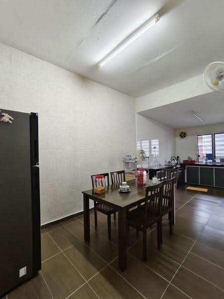 2-storey Terraced House for Sale in Taman Megah (Kluang) - Chin Wei Lim - Kitchen - PropertyGuru.com.my