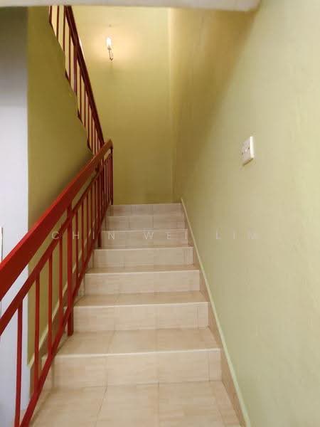 2-storey Terraced House for Sale in Taman Megah (Kluang) - Chin Wei Lim - Corridor - PropertyGuru.com.my