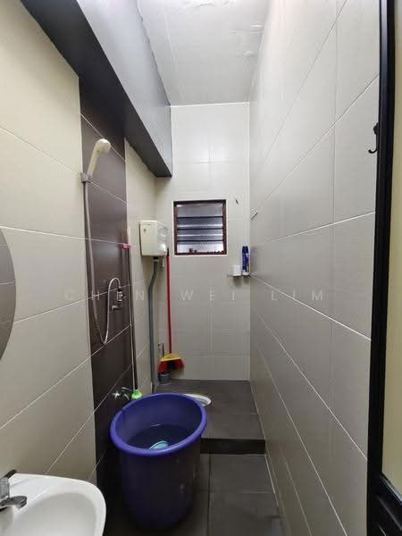 2-storey Terraced House for Sale in Taman Megah (Kluang) - Chin Wei Lim - Bathroom - PropertyGuru.com.my
