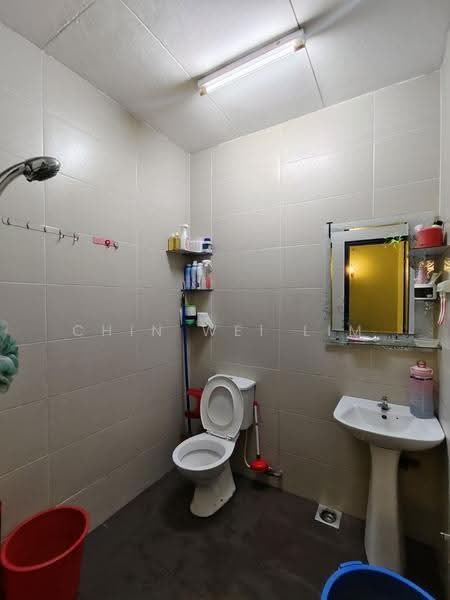 2-storey Terraced House for Sale in Taman Megah (Kluang) - Chin Wei Lim - Bathroom - PropertyGuru.com.my