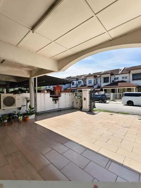 Untuk Dijual - Double storey house for sale at Bukit indah