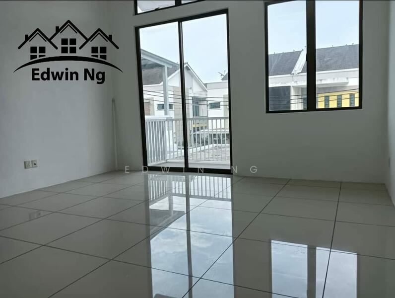 2-storey Terraced House for Sale in Taman Rebana Indah (Sungai Bakap) - Edwin Ng - Living Room - PropertyGuru.com.my