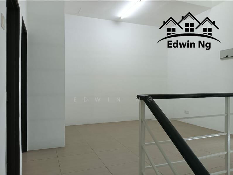 2-storey Terraced House for Sale in Taman Rebana Indah (Sungai Bakap) - Edwin Ng - Corridor - PropertyGuru.com.my