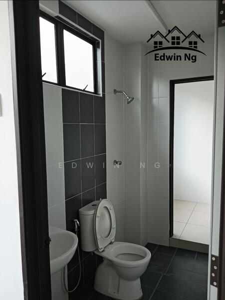 2-storey Terraced House for Sale in Taman Rebana Indah (Sungai Bakap) - Edwin Ng - Bathroom - PropertyGuru.com.my