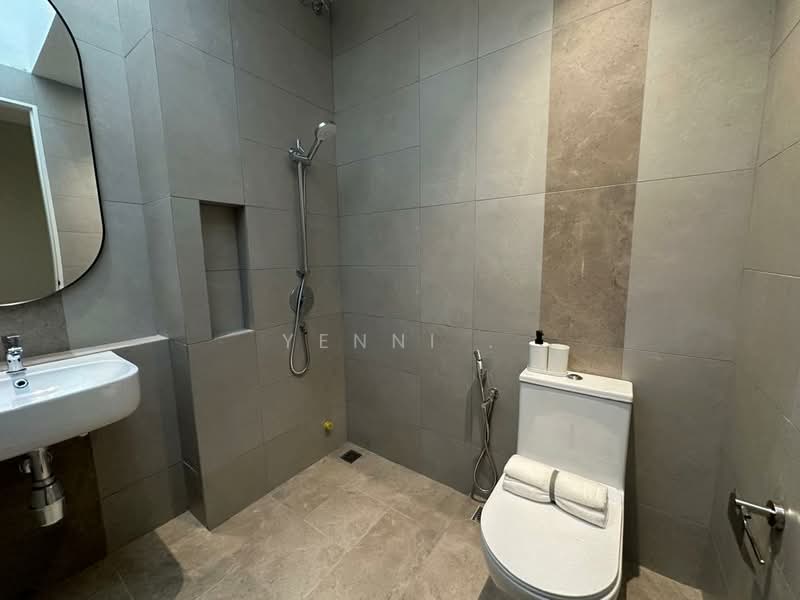 Cluster House for Sale in Kuala Selangor (Selangor) - Yenni . - Bathroom - PropertyGuru.com.my