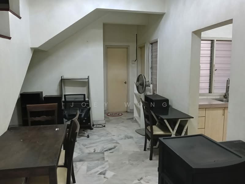 2-storey Terraced House for Sale in Usj 22 (Subang Jaya) - Joey Wong - Dining Room - PropertyGuru.com.my