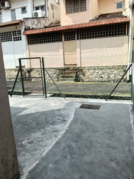 2-storey Terraced House for Sale in Usj 22 (Subang Jaya) - Joey Wong - Exterior - PropertyGuru.com.my