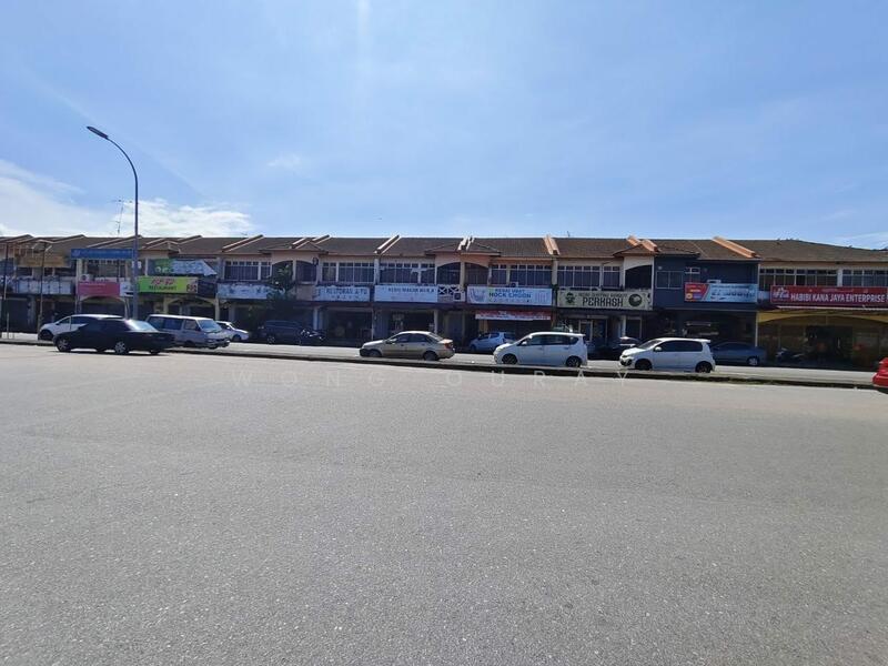 For Sale - Senai Senai Senais