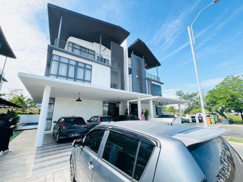 For Sale - Augusta @ Precinct 12