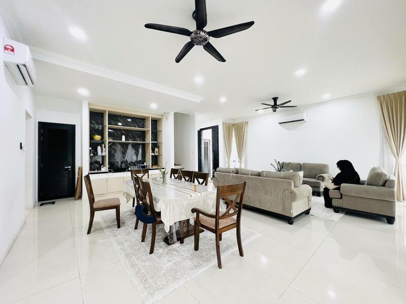 For Sale - Augusta @ Precinct 12