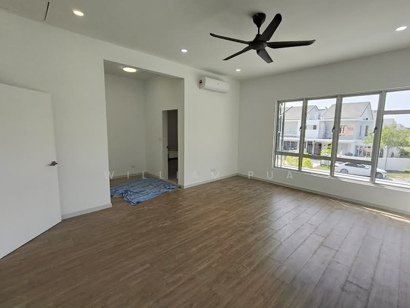 2-storey Terraced House for Sale in Bandar Gamuda Cove (Dengkil) - William Pua - Living Room - PropertyGuru.com.my