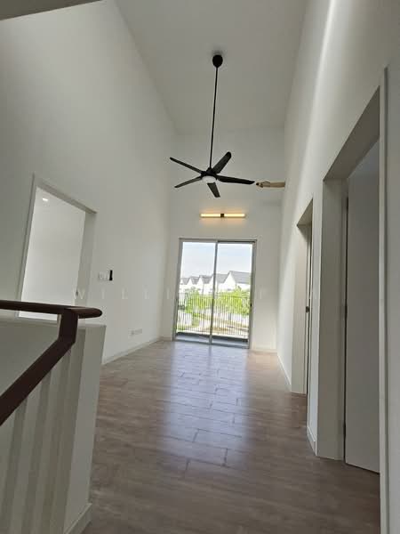 2-storey Terraced House for Sale in Bandar Gamuda Cove (Dengkil) - William Pua - Corridor - PropertyGuru.com.my