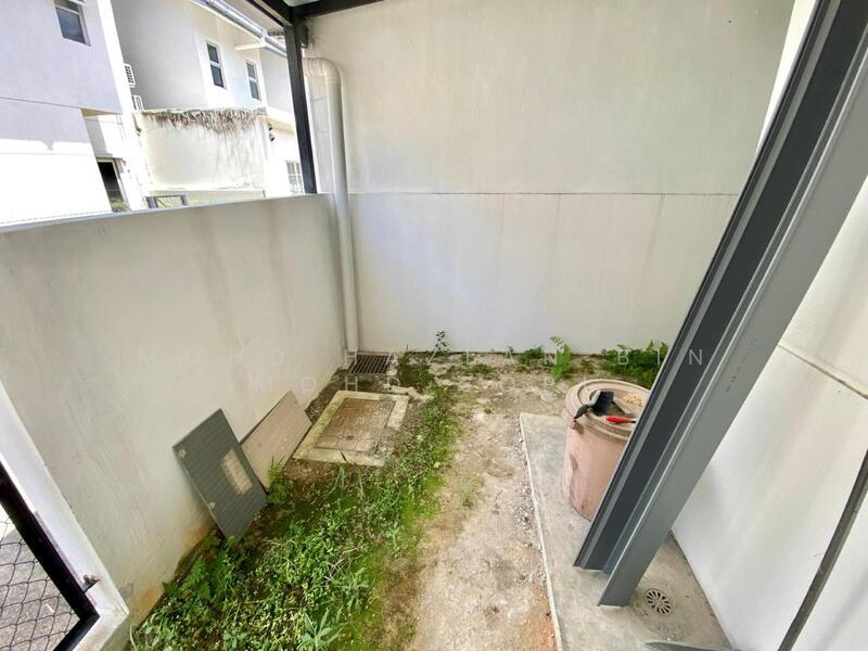 Untuk Dijual - Serenia Arina (22x75)