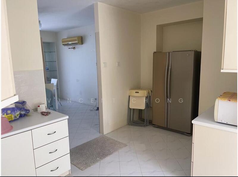 Kondominium untuk Dijual di Miami Green - Vincent Chong - Kitchen - PropertyGuru.com.my