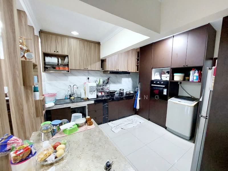 Rumah Teres 3 Tingkat untuk Dijual di Taman Selayang Mulia (Selayang) - EMA ALLANG - Kitchen - PropertyGuru.com.my