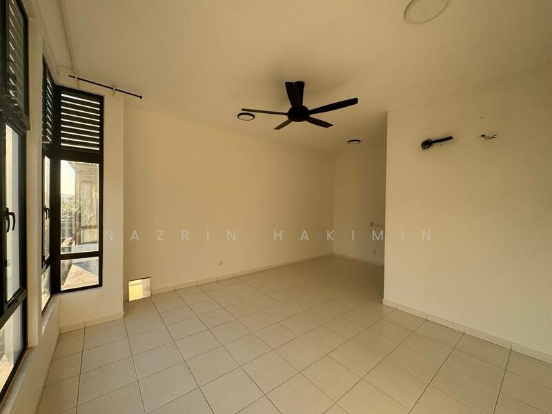 Terraced House for Sale in Eco Grandeur (Puncak Alam) - Nazrin Hakimin - Living Room - PropertyGuru.com.my