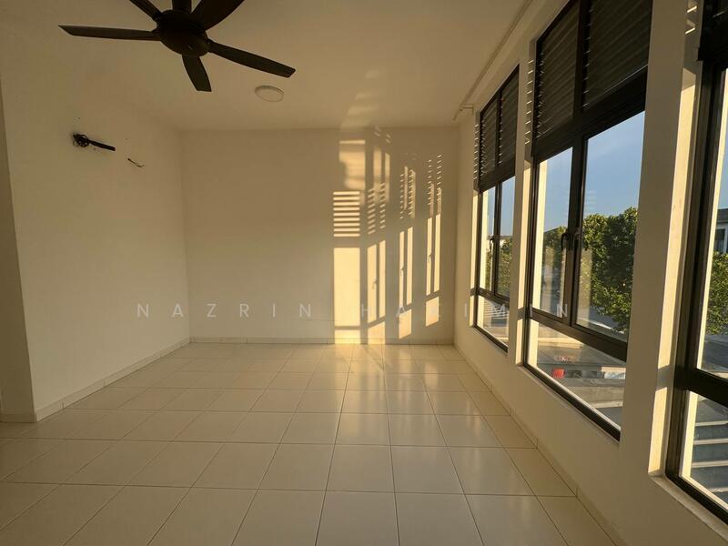 Terraced House for Sale in Eco Grandeur (Puncak Alam) - Nazrin Hakimin - Living Room - PropertyGuru.com.my