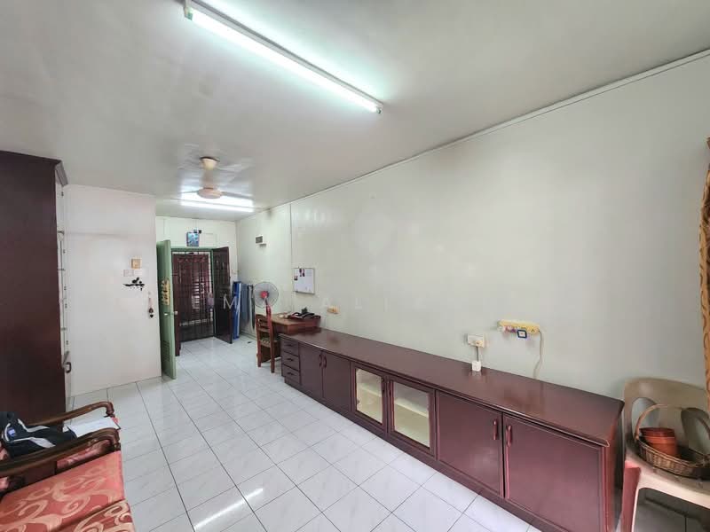Condominium for Sale at Sri Suajaya Condominium - EMA ALLANG - Living Room - PropertyGuru.com.my