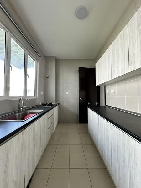 Rumah Berkembar untuk Dijual di Setia Eco Park (Setia Alam) - Jess Tee - Kitchen - PropertyGuru.com.my