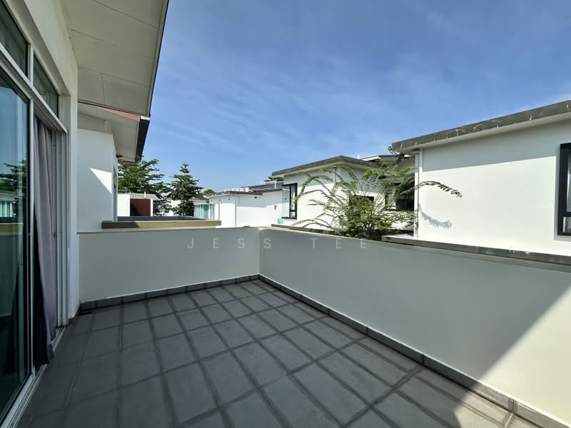 Rumah Berkembar untuk Dijual di Setia Eco Park (Setia Alam) - Jess Tee - Balcony - PropertyGuru.com.my