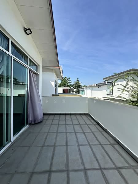 Rumah Berkembar untuk Dijual di Setia Eco Park (Setia Alam) - Jess Tee - Balcony - PropertyGuru.com.my