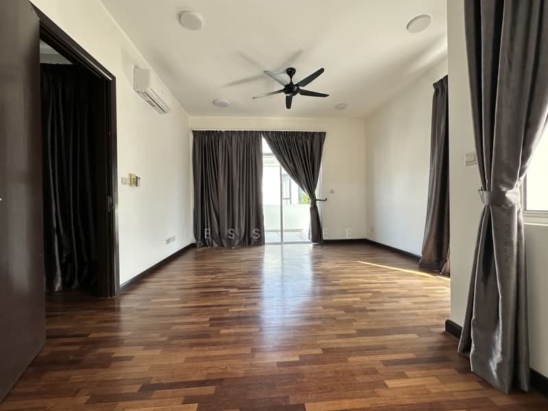 Rumah Berkembar untuk Dijual di Setia Eco Park (Setia Alam) - Jess Tee - Living Room - PropertyGuru.com.my