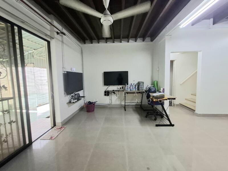 For Sale - Jalan Carey Petaling Jaya