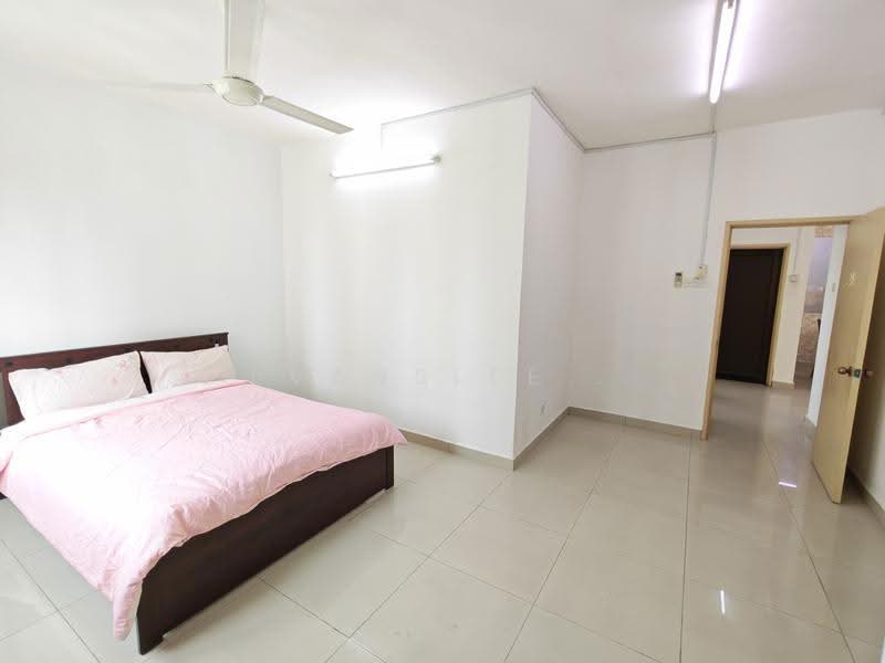 Kondominium untuk Disewa di Aman Heights Condominium - Evanslee . - Bedroom - PropertyGuru.com.my