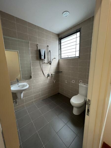 Terraced House for Sale in Prima Selayang (Selayang) - Casey Loo - Bathroom - PropertyGuru.com.my