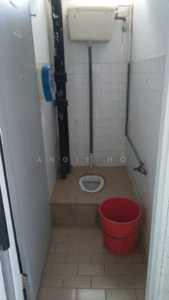 Shop for Rent in Jalan Ipoh (Kuala Lumpur) - Angie Ho - Bathroom - PropertyGuru.com.my