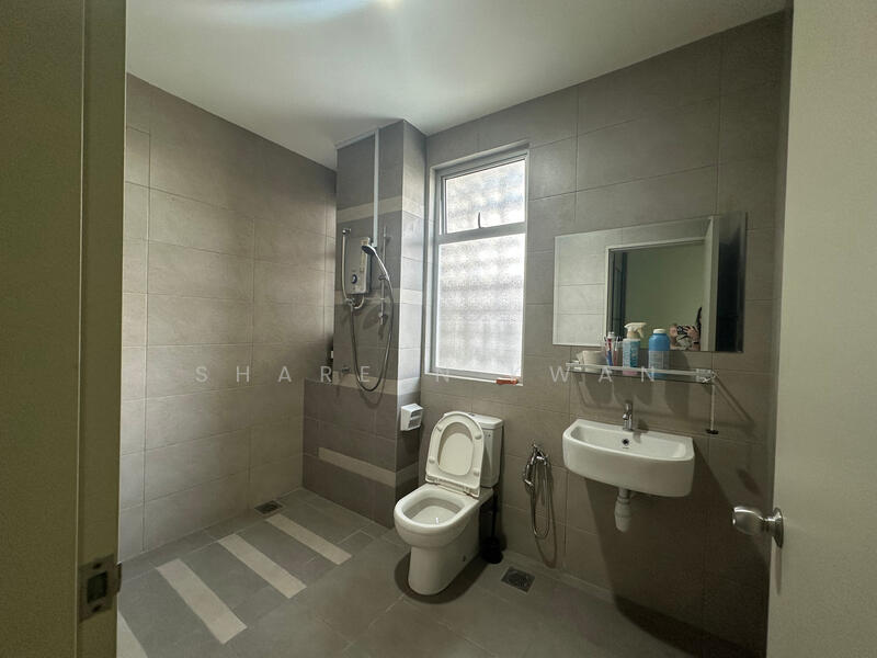 2-storey Terraced House for Sale in Bandar Rimbayu (Telok Panglima Garang) - Shareen Kwan - Bathroom - PropertyGuru.com.my