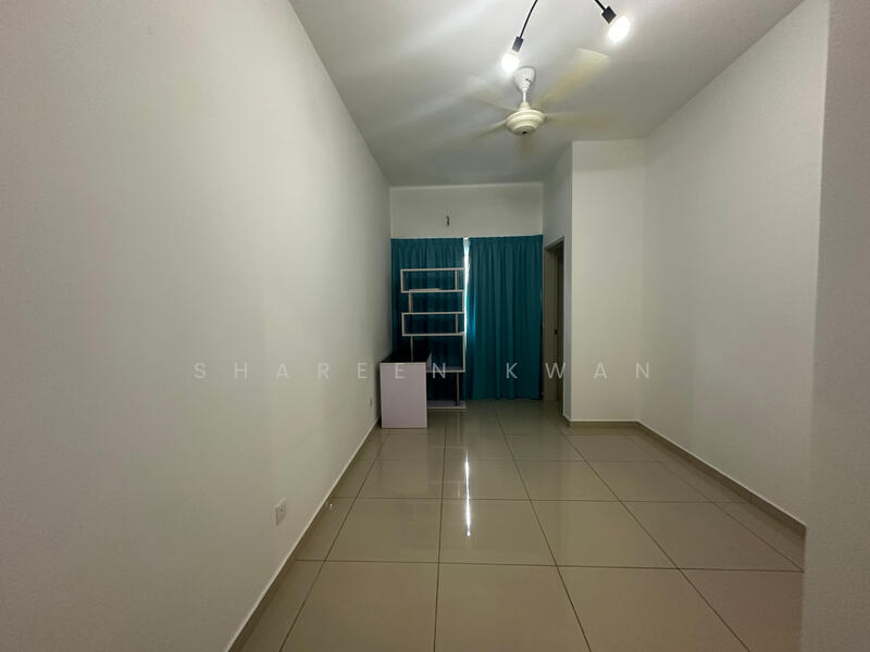 2-storey Terraced House for Sale in Bandar Rimbayu (Telok Panglima Garang) - Shareen Kwan - Living Room - PropertyGuru.com.my