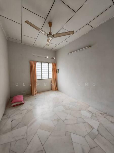 For Rent - Taman Cempaka