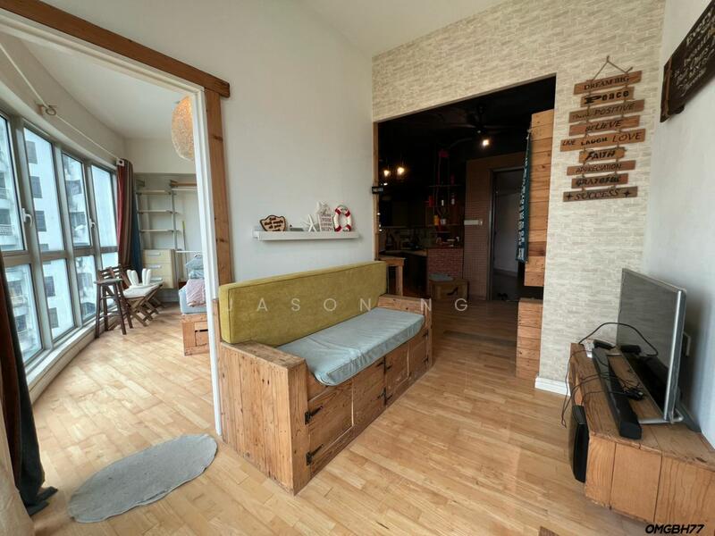 Servis Apartment untuk Disewa di Regalia Residence - Jason Ng - Living Room - PropertyGuru.com.my