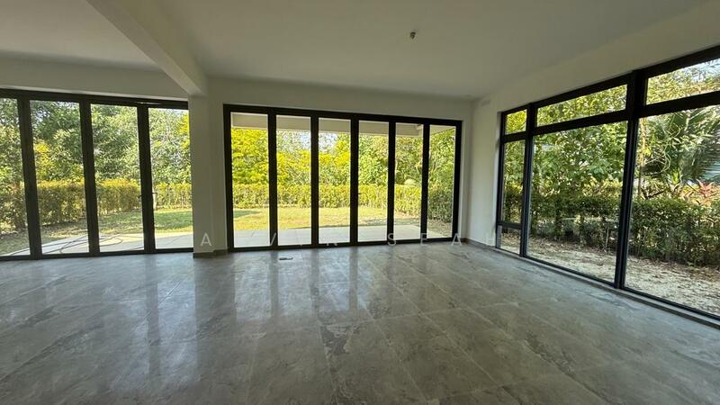 Semi-Detached House for Sale in Forest City (Gelang Patah) - Alvin Seah - Living Room - PropertyGuru.com.my