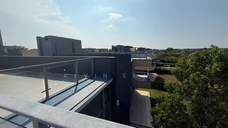 Semi-Detached House for Sale in Forest City (Gelang Patah) - Alvin Seah - Balcony - PropertyGuru.com.my