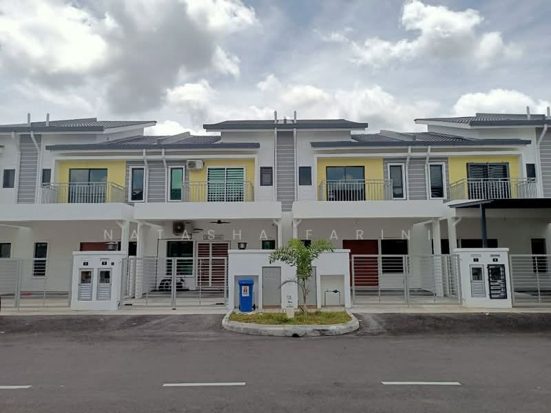 2-storey Terraced House for Sale in Kampung Teluk Panglima Garang (Telok Panglima Garang) - Natasha Farini - Exterior - PropertyGuru.com.my