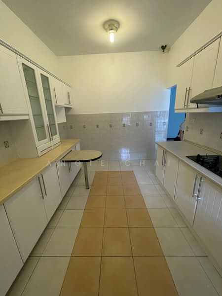 Rumah Bandar untuk Dijual di Petaling Jaya (Selangor) - Angie Chai - Kitchen - PropertyGuru.com.my