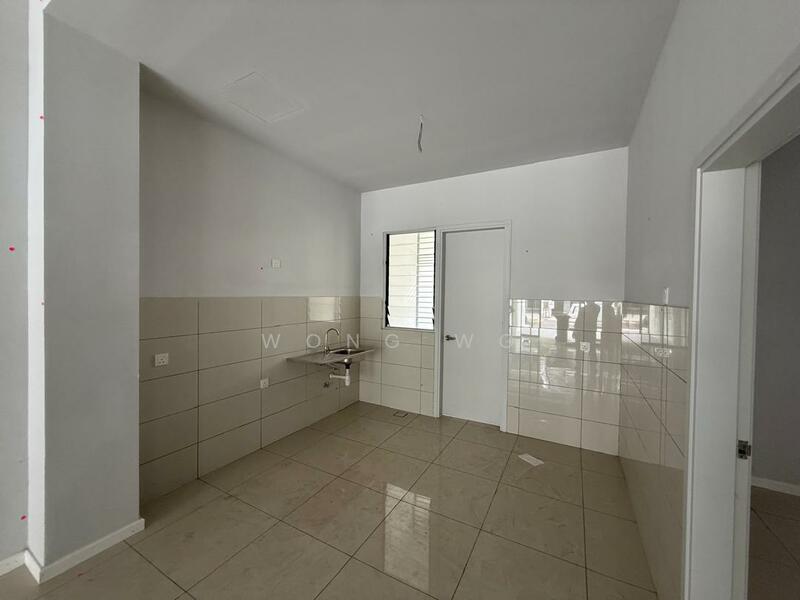 2-storey Terraced House for Rent in Tamansari (Rawang) - Wong WG - Kitchen - PropertyGuru.com.my