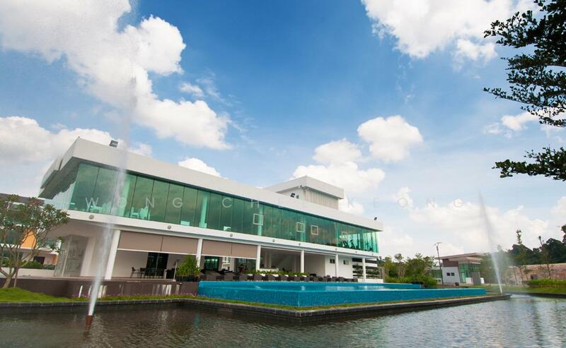 Rumah Berkembar untuk Dijual di Kinrara Residence (Puchong) - Wong Chee Keong - Exterior - PropertyGuru.com.my