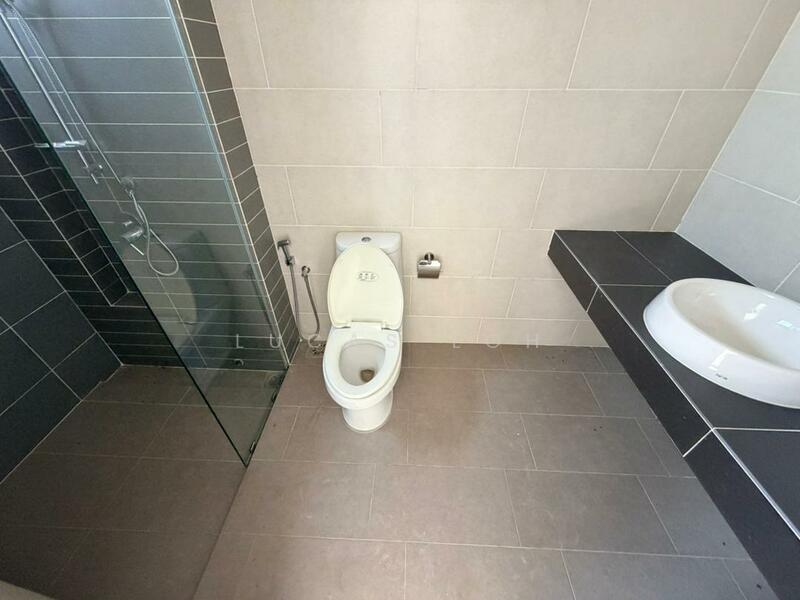 2-storey Terraced House for Sale in Bandar Seri Coalfields (Ijok) - Lucas Loh - Bathroom - PropertyGuru.com.my