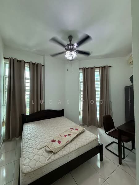 Kondominium untuk Disewa di The Brezza - Lucas Foo - Bedroom - PropertyGuru.com.my