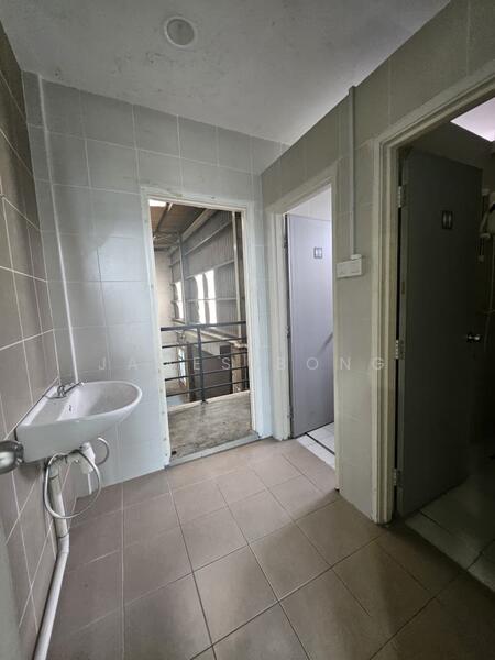 Setia Business Park II untuk Untuk Dijual - RM 2,950,000, Feb 2026 - Bathroom - PropertyGuru.com.my