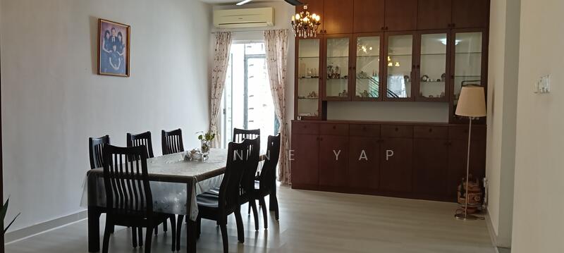 2-storey Terraced House for Sale in Denai Alam (Shah Alam) - Yvonne Yap - Dining Room - PropertyGuru.com.my