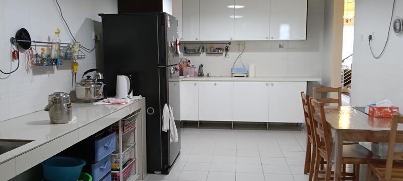 2-storey Terraced House for Sale in Denai Alam (Shah Alam) - Yvonne Yap - Kitchen - PropertyGuru.com.my