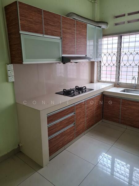 For Rent - First floor and second floor shoplot Taman Sri gombak Batu Caves for Rent