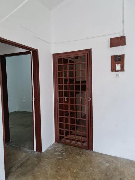 For Rent - First floor and second floor shoplot Taman Sri gombak Batu Caves for Rent