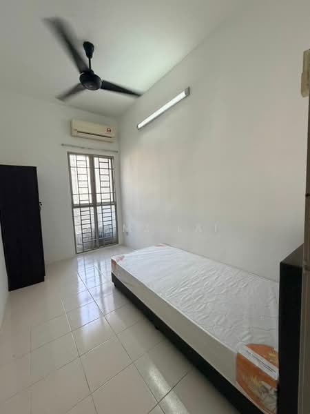 Residensi Laguna (Sunway Belvedere) untuk Untuk Disewa - RM 2,200 /bulan, Mac 2026 - Bedroom - PropertyGuru.com.my